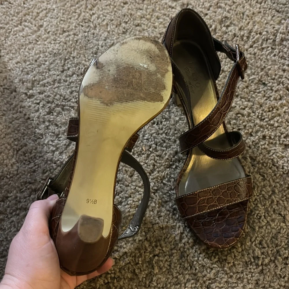Talbots Croc Embossed Heel
